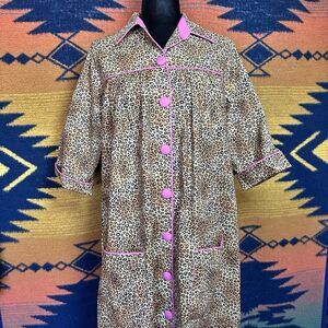 Y2K NWOT Jillie Willie House Dress. Pink & Leopard print. Rare. Pockets. S. USA.